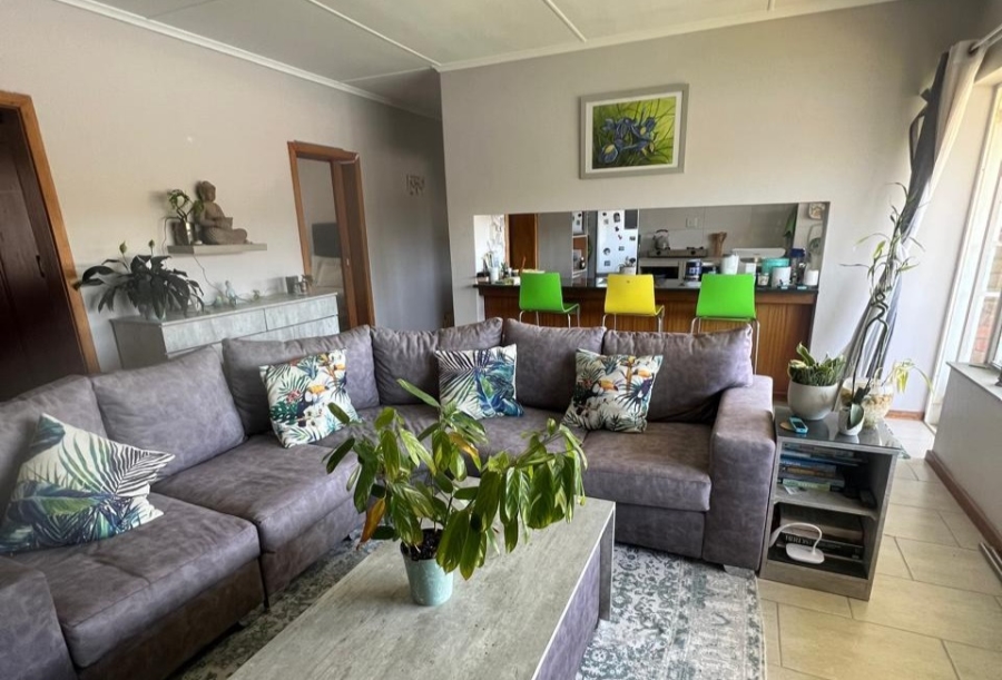 2 Bedroom Property for Sale in Bonza Bay Eastern Cape